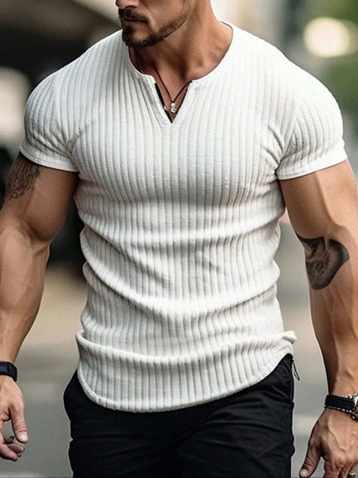 VERTICAL STRIPE V-NECK TEE