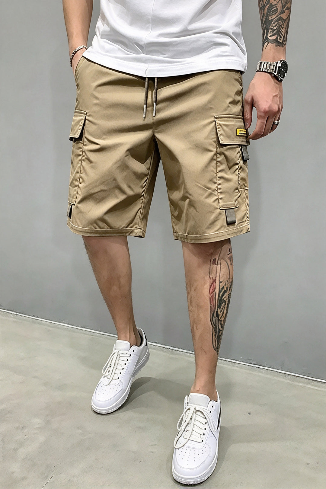 Zeeyr Men’s of solid-color cargo casual shorts