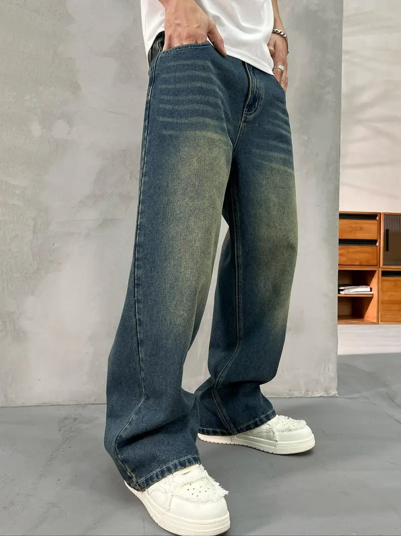 BAGGY STRAIGHT-LEG JEANS