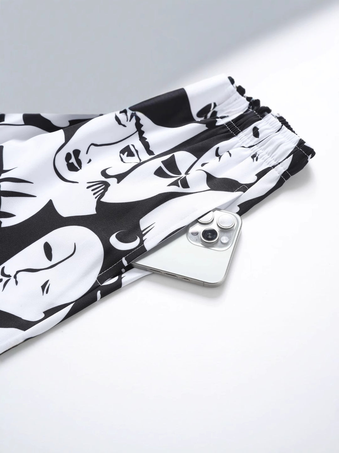 Abstract Faces Art Shorts