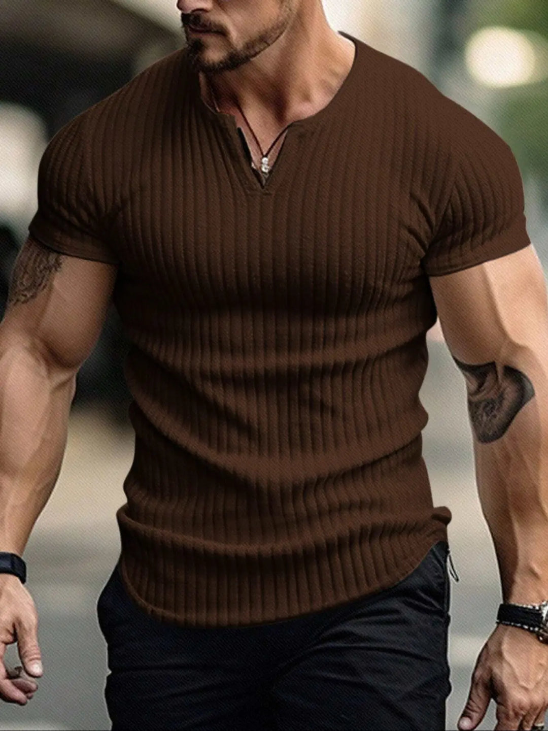 VERTICAL STRIPE V-NECK TEE