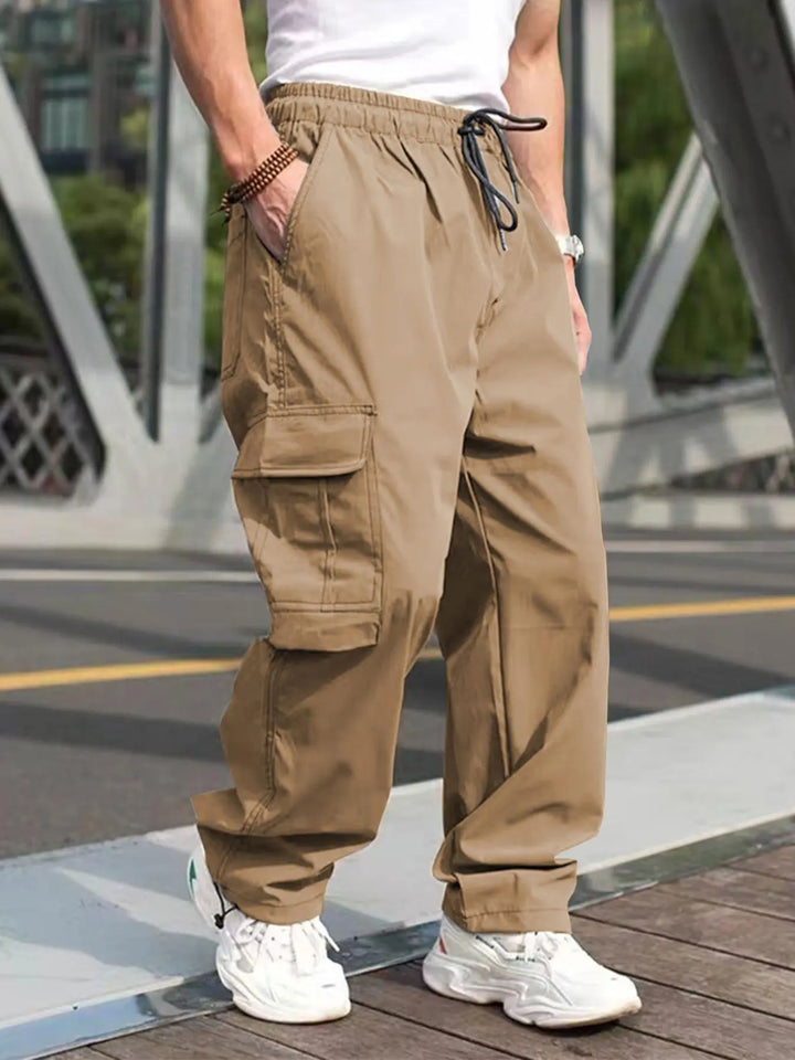 Relaxed fit cargo pants